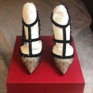 Limited edition Valentino Pizzo Heel